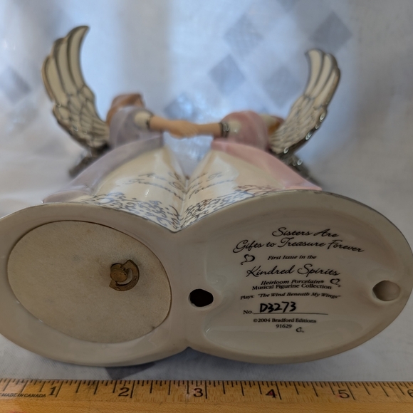 Premier Issue Kindred Spirits Heirloom Porcelain Musical Figurine Sisters Gifts - Picture 4 of 6